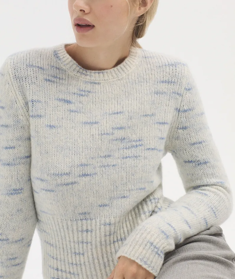 Bicolor Sweater in Cream