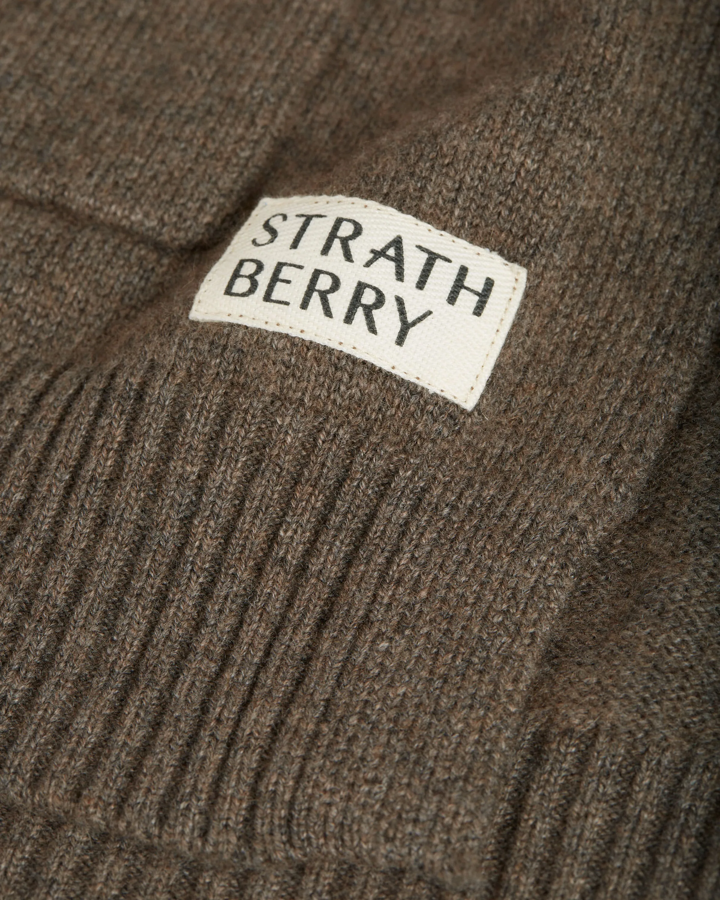 Cashmere Wool Rollneck Pullover - Dashund
