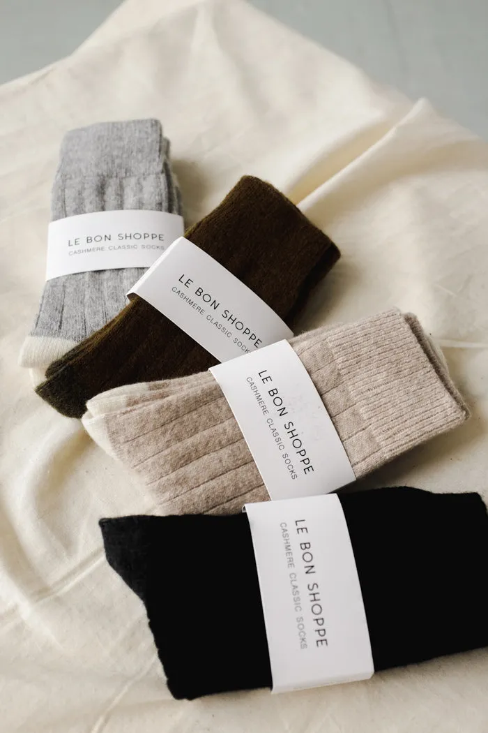CLASSIC CASHMERE SOCKS FAWN