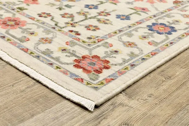 Lucca 93W Ivory Rug