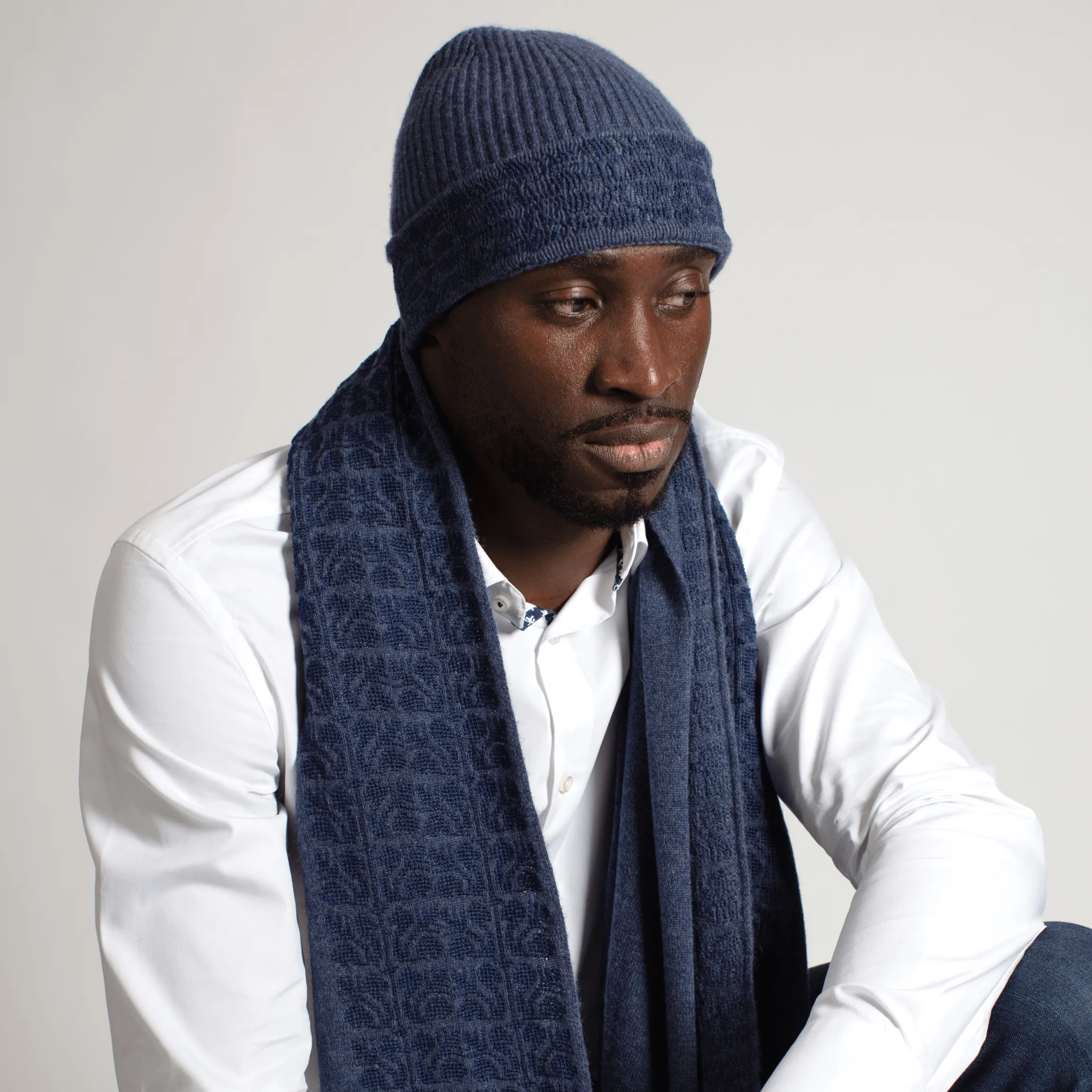 NOTTE BLUE CASHMERE SHAWL