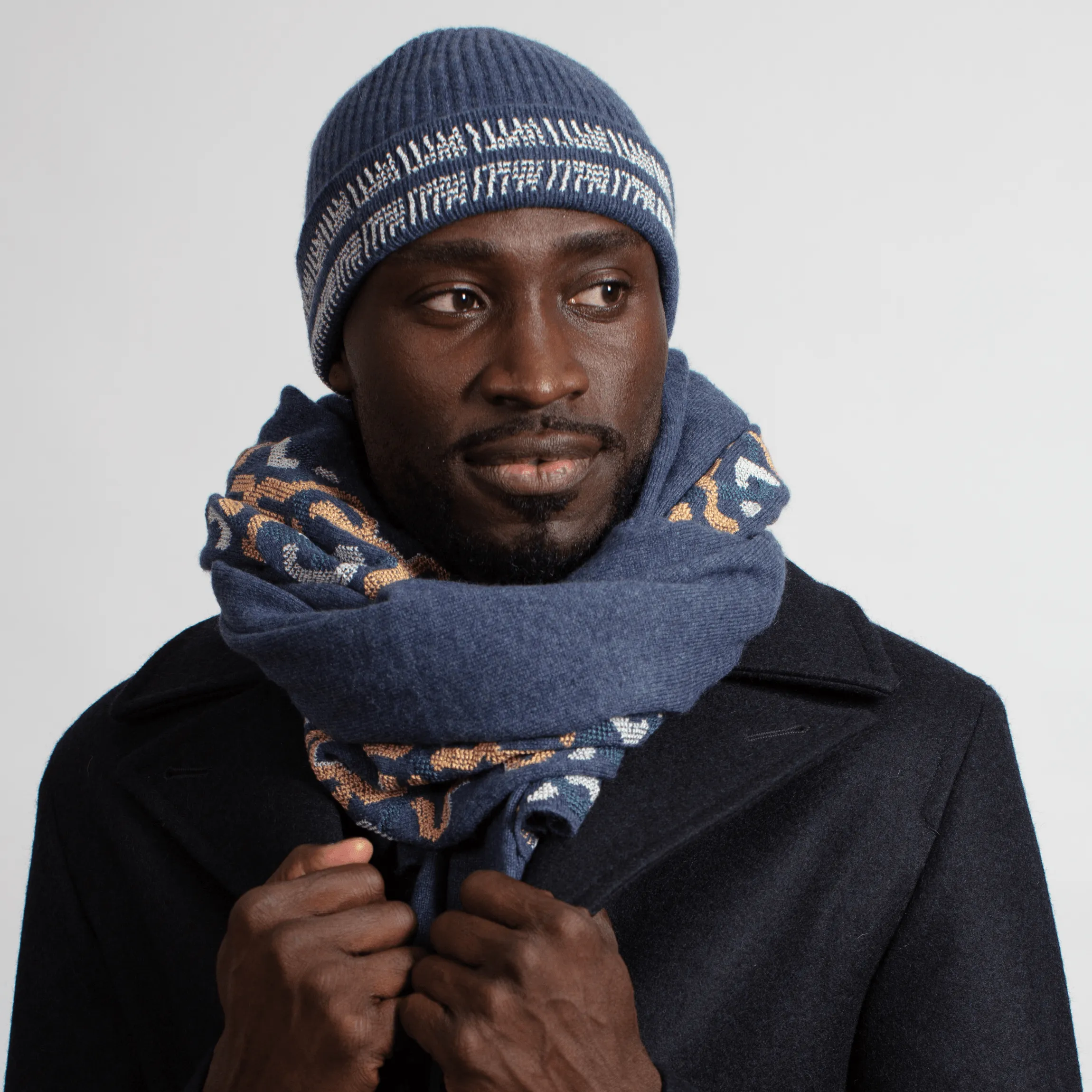 NOTTE BLUE CASHMERE SHAWL