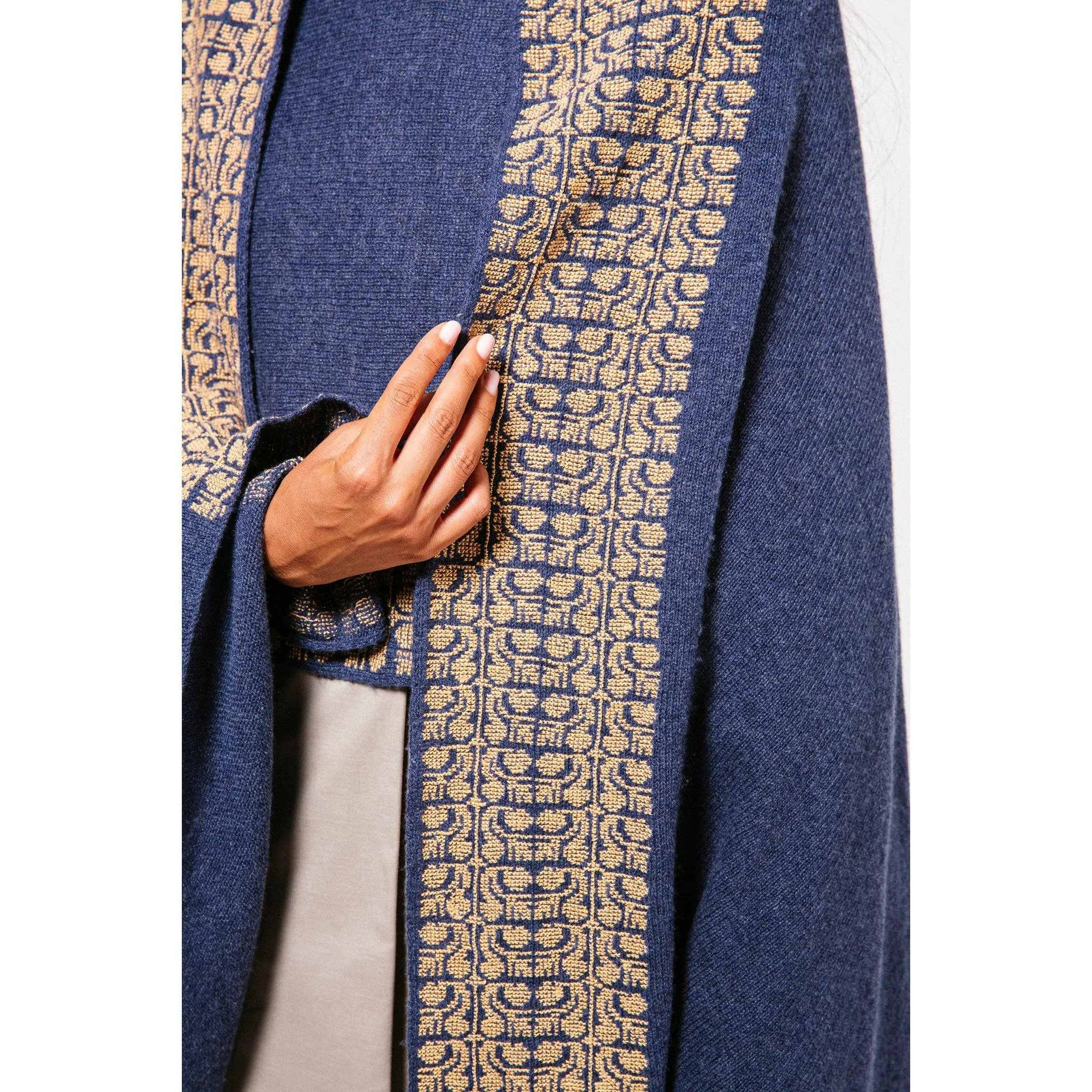 NOTTE BLUE CASHMERE SHAWL