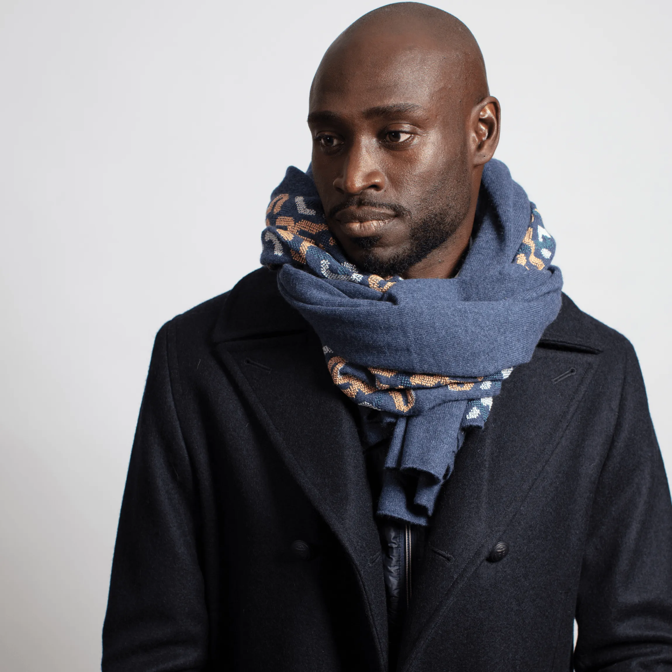 NOTTE BLUE CASHMERE SHAWL