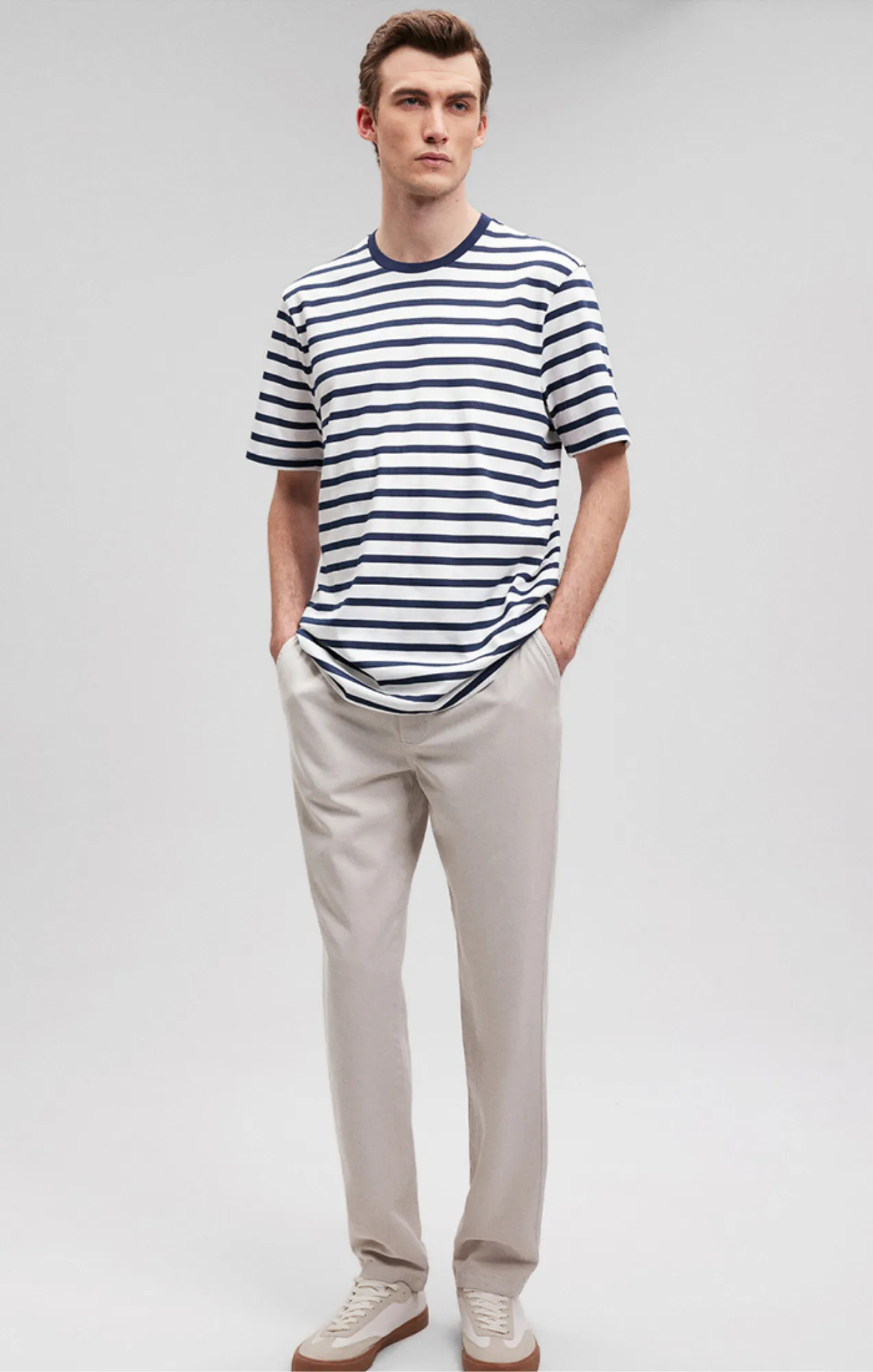 STRIPED CREW NECK T-SHIRT IN NAVY BLAZER