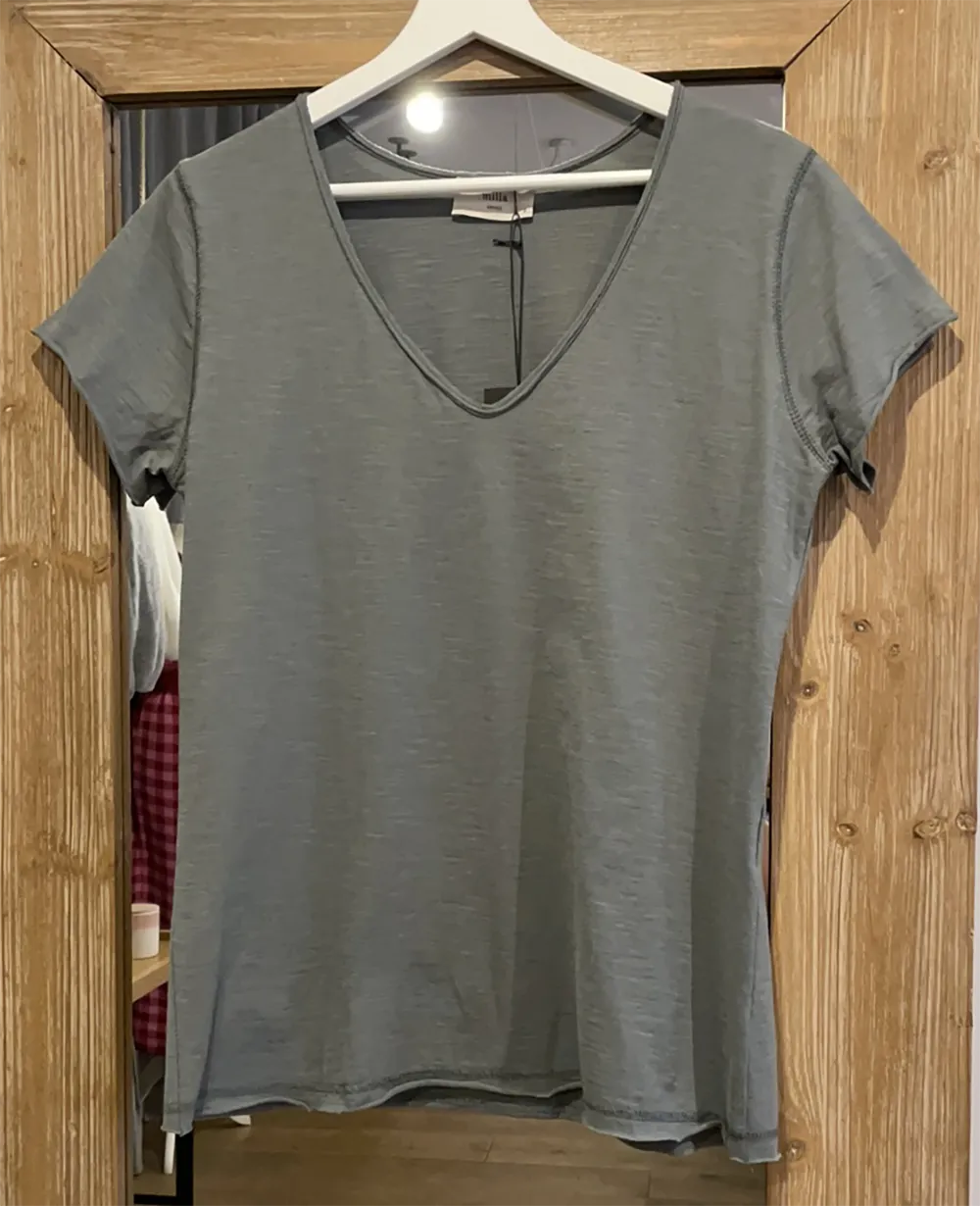 T-SHIRT "BASIC V"