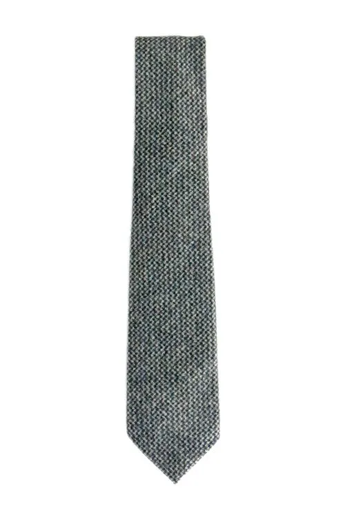 Tie C