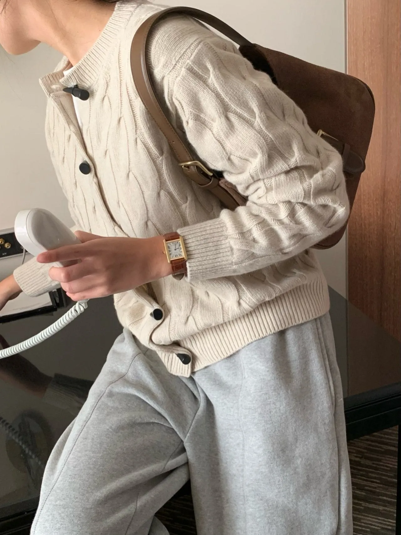 TOGGLE BUTTON CABLE KNIT CARDIGAN