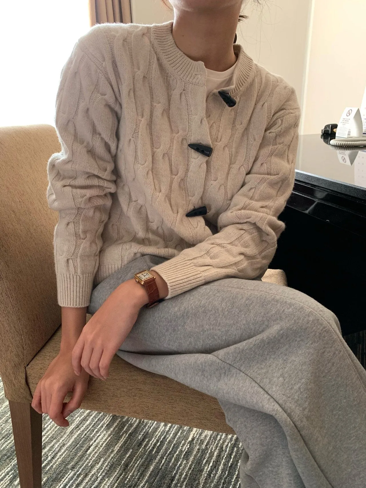 TOGGLE BUTTON CABLE KNIT CARDIGAN